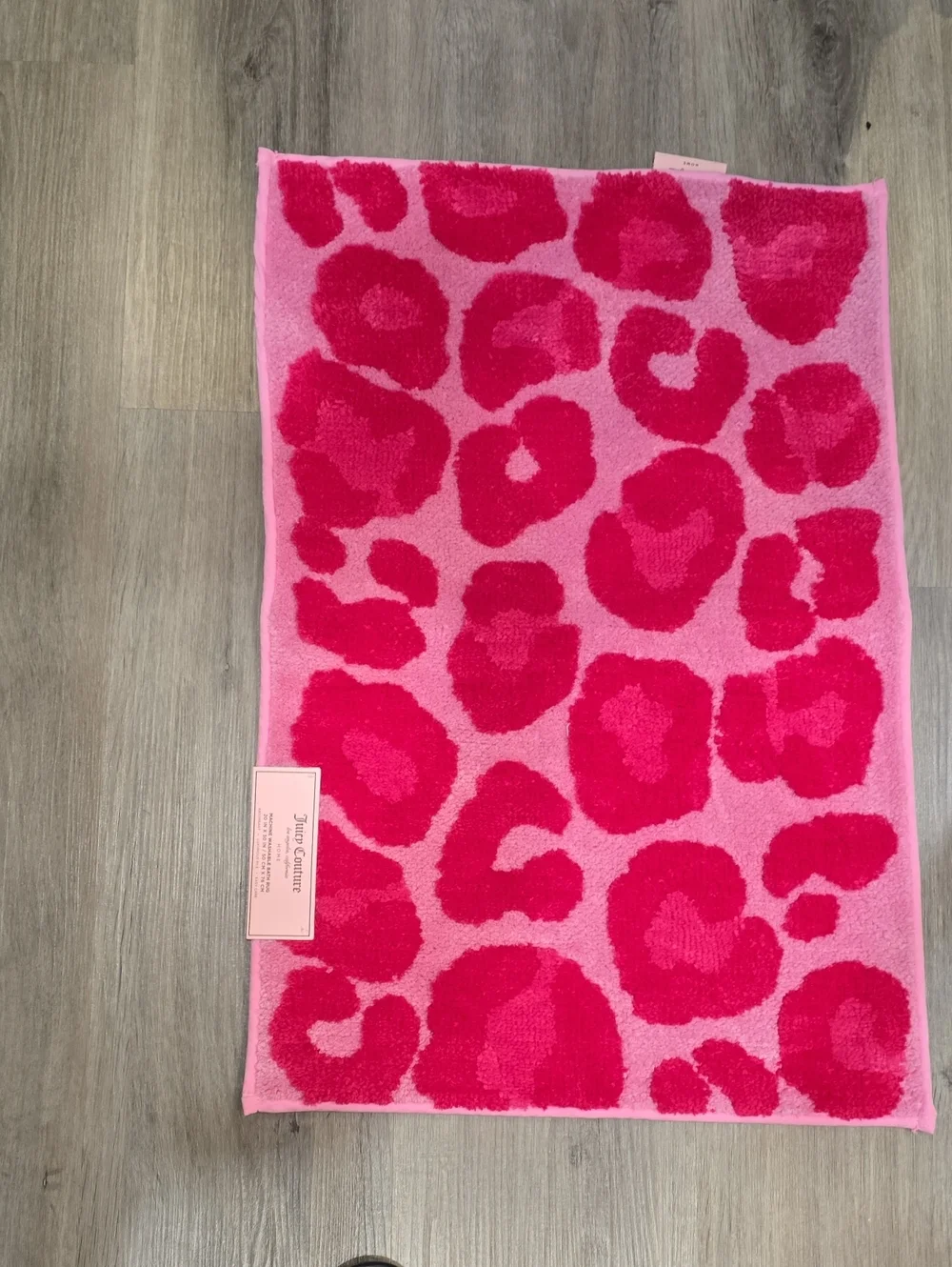 Juicy Couture vivid leopard